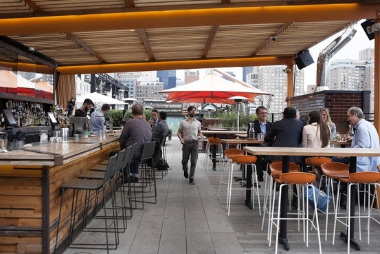 NY-DF969_NYBLOC_G_20141002175756