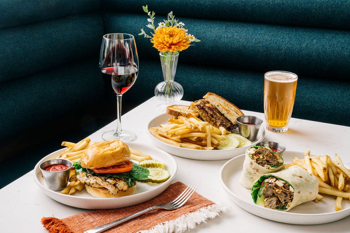 One Loudoun restaurants