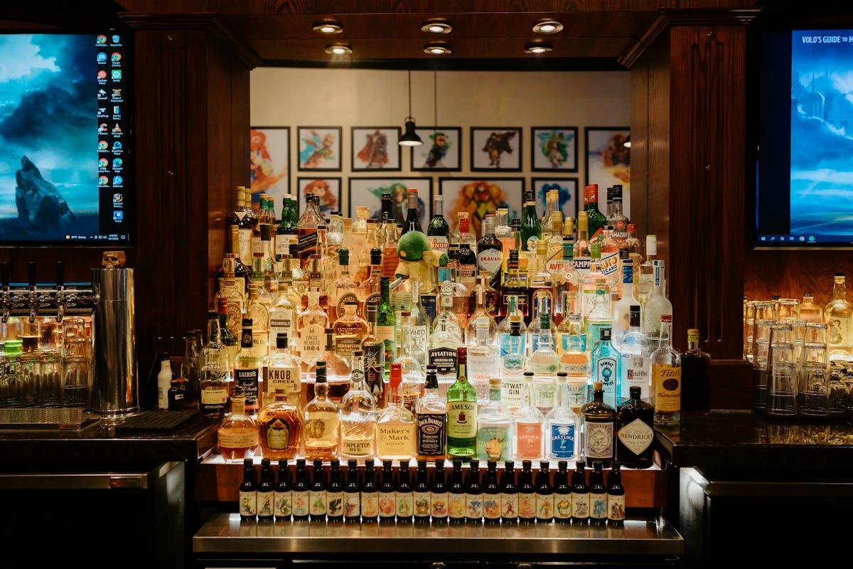 Guildhall - Bar in Burbank