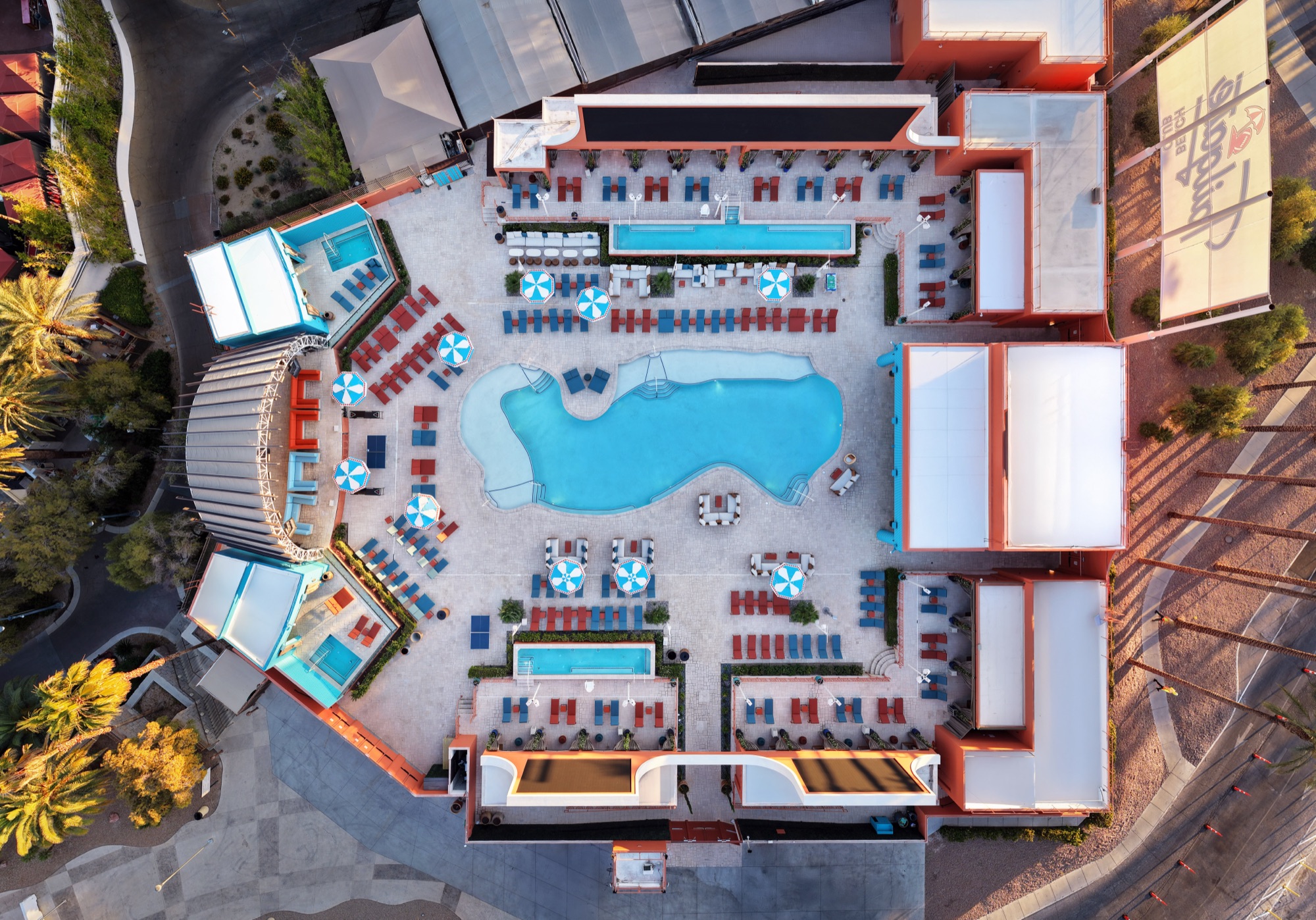 Aerial view and floorplan of Tailgate Beach Club at Mandalay Bay