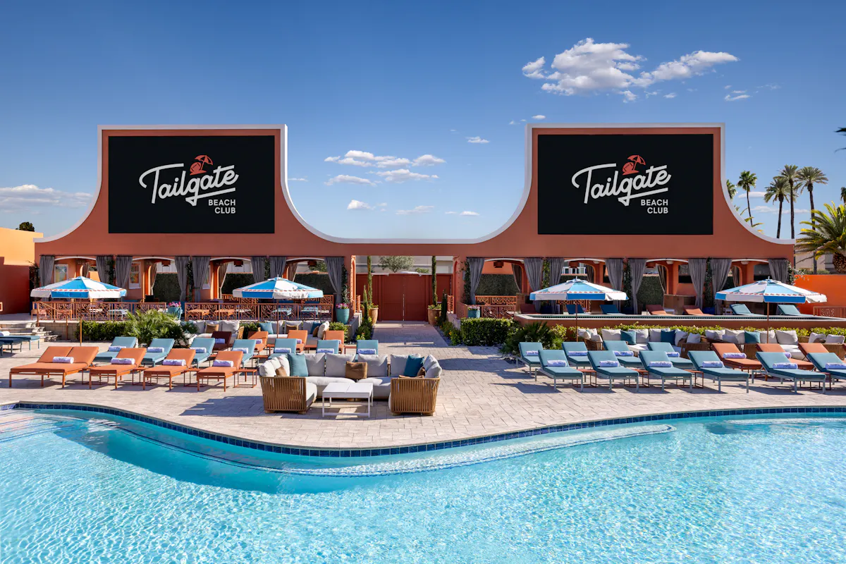 Twin Tailgate marquee screens over pristine pool, hero angle