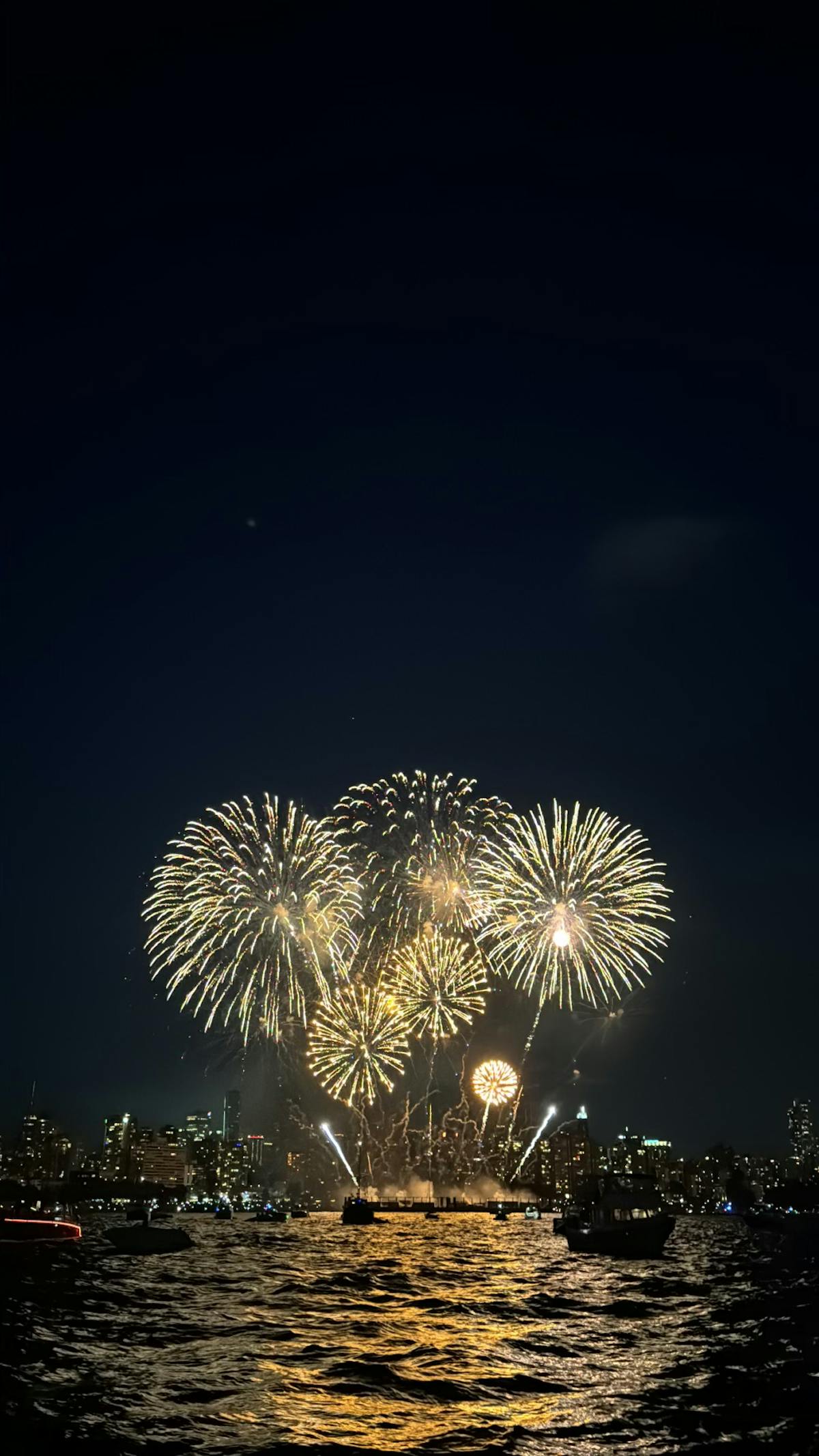 image of the Vancouver Celebration of Light Fireworks