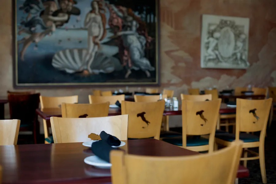 Party Rooms | Victoria's in Rochester, MN
