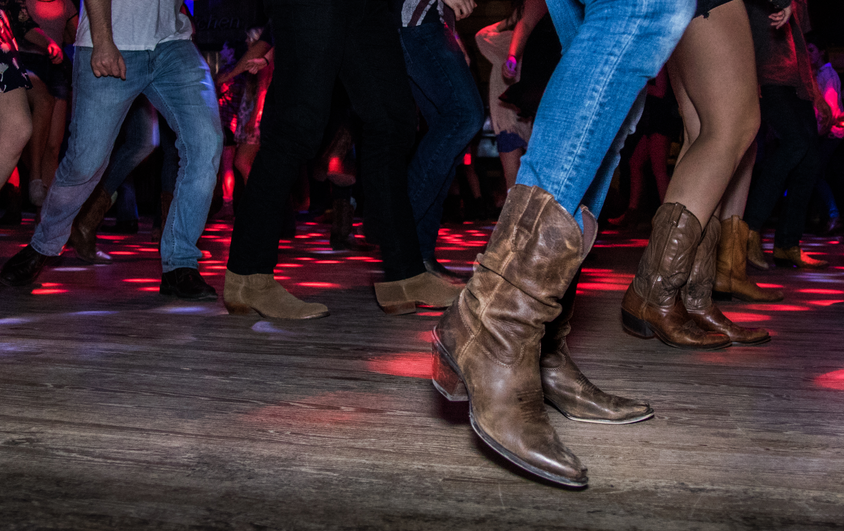 best cowboy boots for line dancing