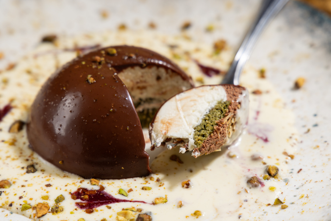 Dubai Chocolate Bomb 