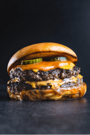 An image of a burger 