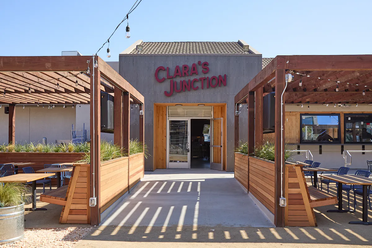 Clara's Junction | American Restaurant in Santa Clara, CA