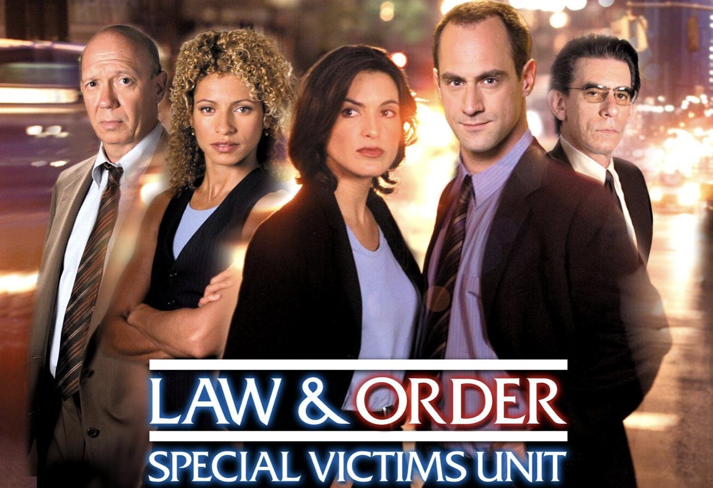 Dann Florek, Michelle Hurd, Christopher Meloni, Richard Belzer posing for a photo