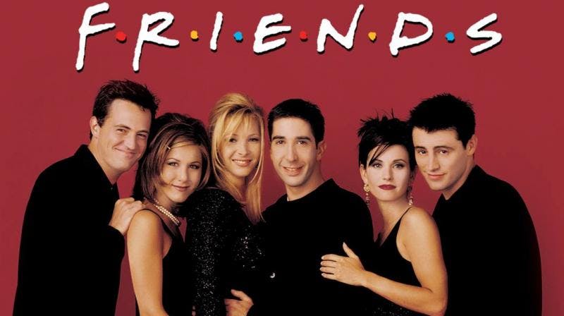 Matthew Perry, Jennifer Aniston, Lisa Kudrow, David Schwimmer, Courteney Cox, Matt LeBlanc posing for the camera