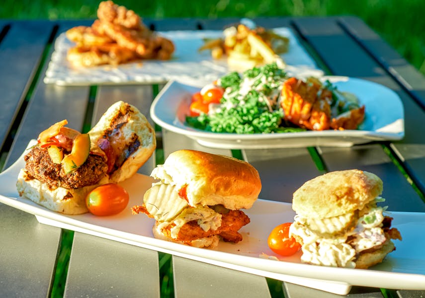 Catering Cwispy Chkn in Stamford, CT