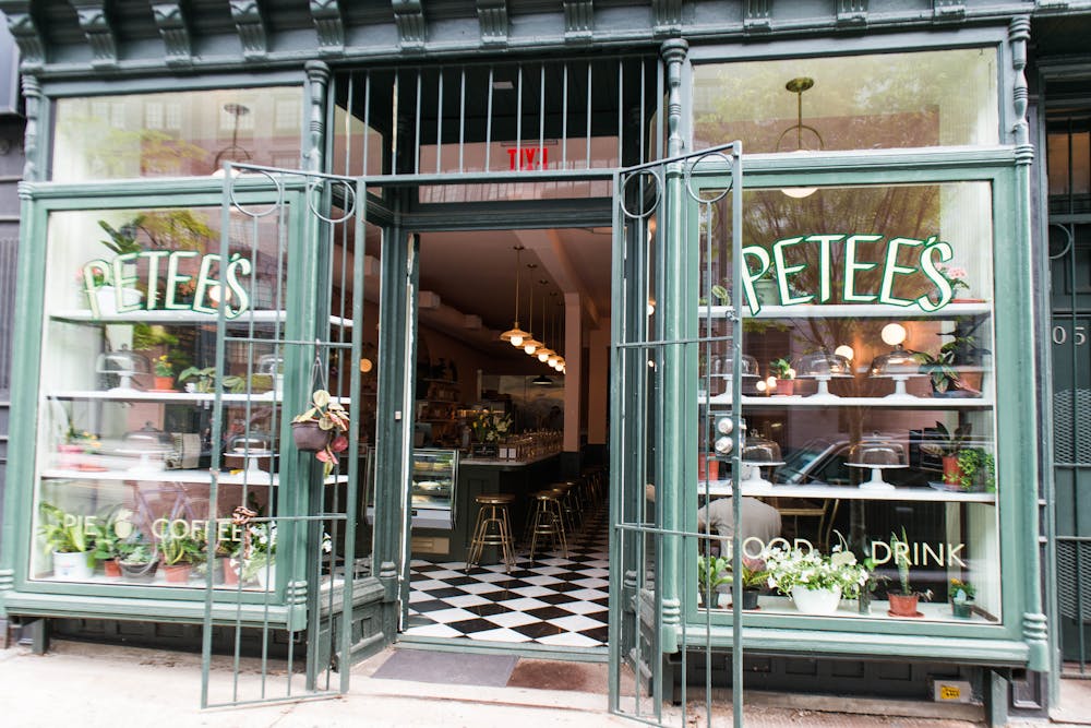 The petee's Cafe storefront in brooklyn, NY.