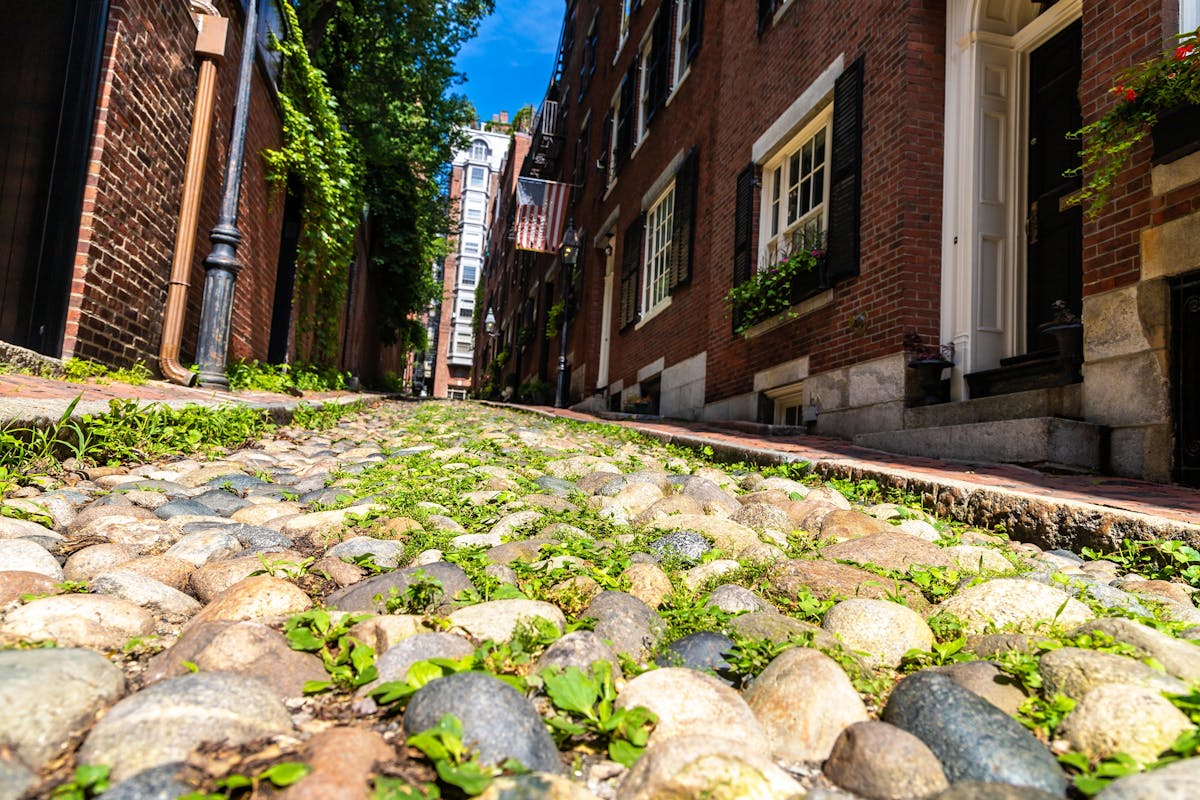 beacon hill boston ma summer