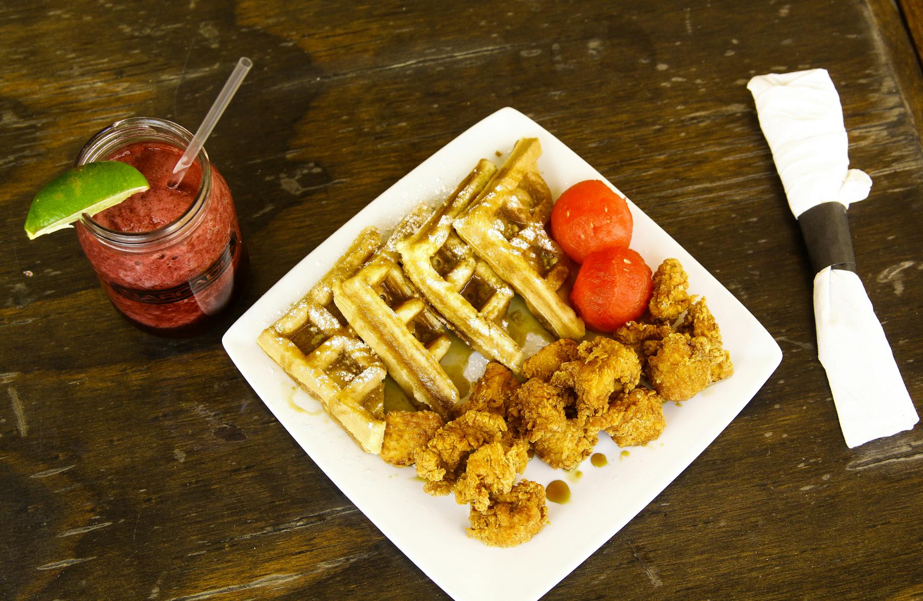 waffles with fried chicken and strawberries
