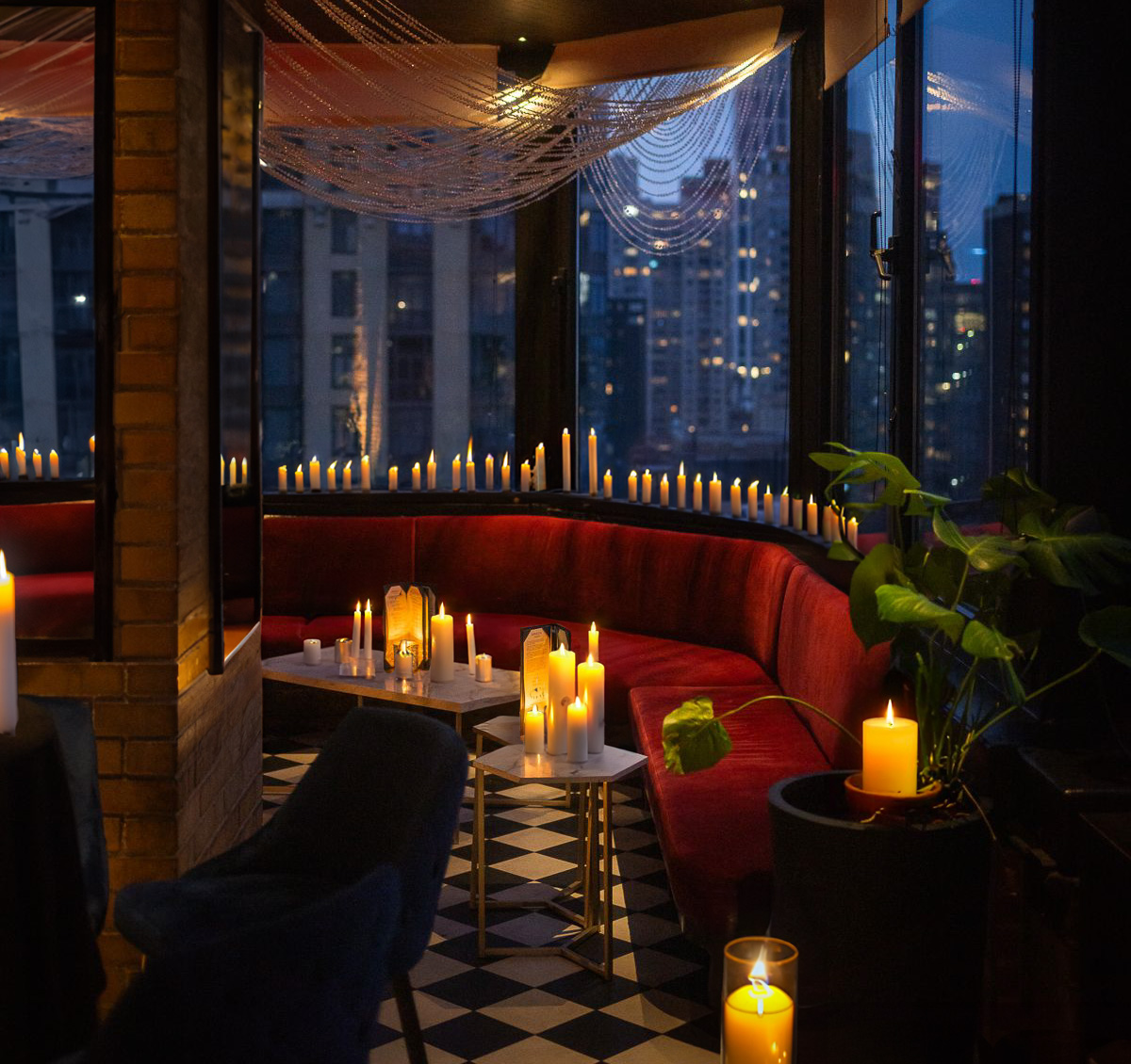 Candlelit Valentine’s Day brunch and evening soirée at Ophelia