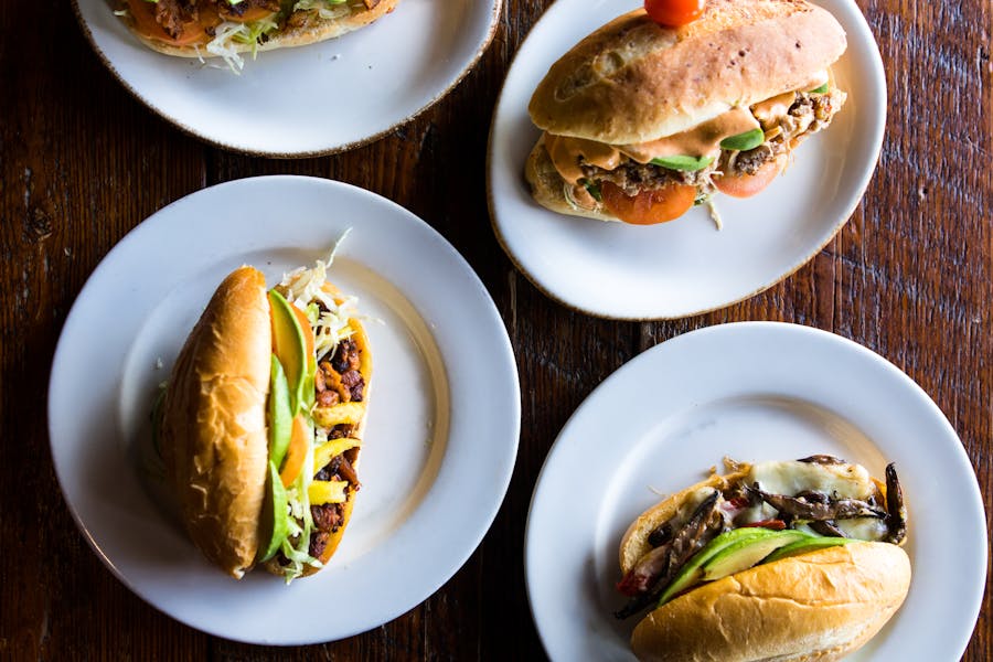 Riverside Hours + Location El Tacorrido