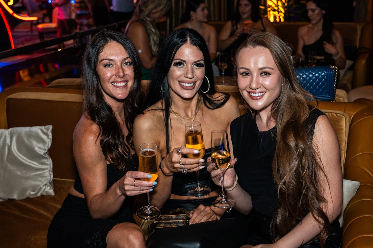 Bubbles Event at Clique Bar and Lounge