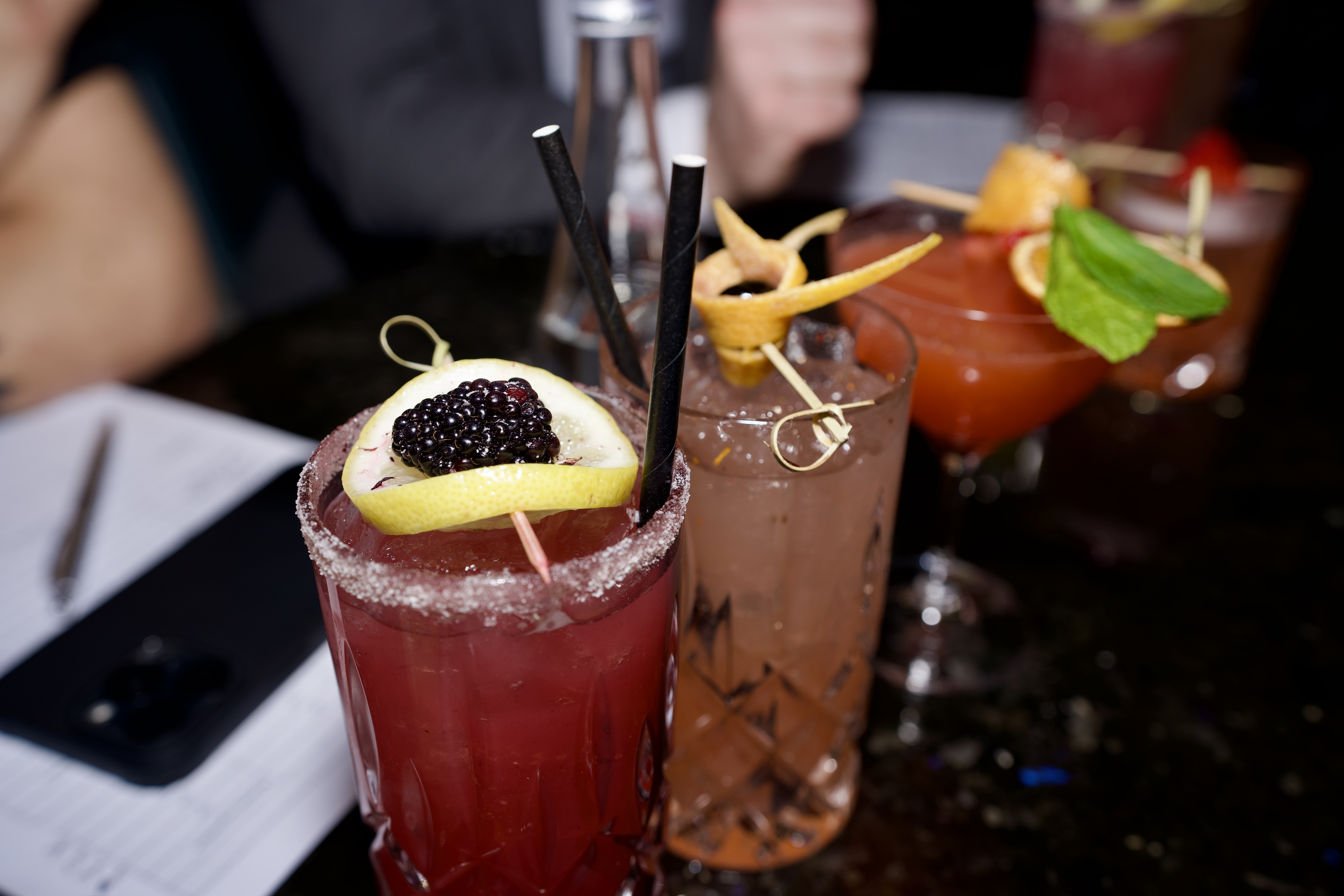 Clique Bar & Lounge, in partnership with Fever Tree, is thrilled to announce the return of the Masters of Mixology: Mix with the Best competition on Wednesday, November 13th. This exhilarating event will showcase the top bartenders in Las Vegas as they compete for the title and a cash prize of $5,000.