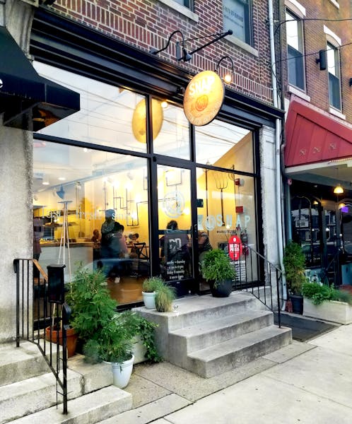 Conshohocken Hours + Location Snap Custom Pizza