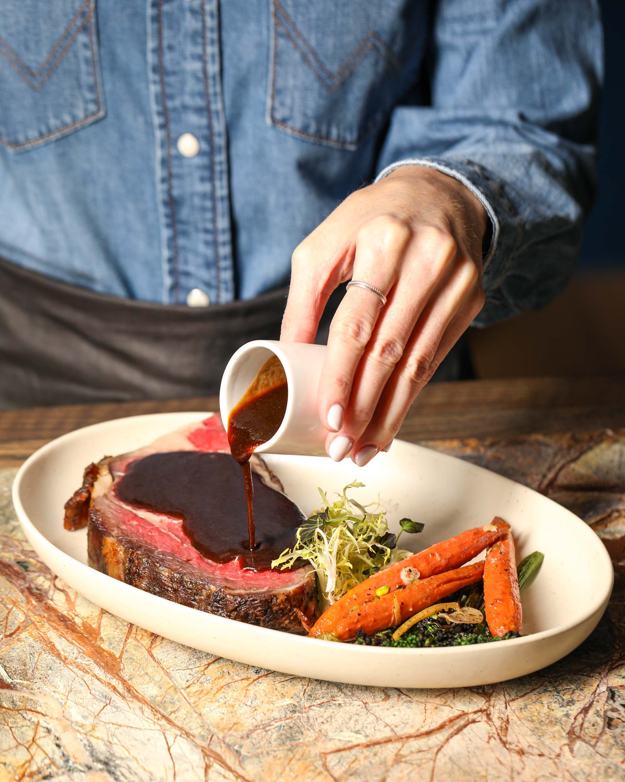 paso night at cattlemens prime rib