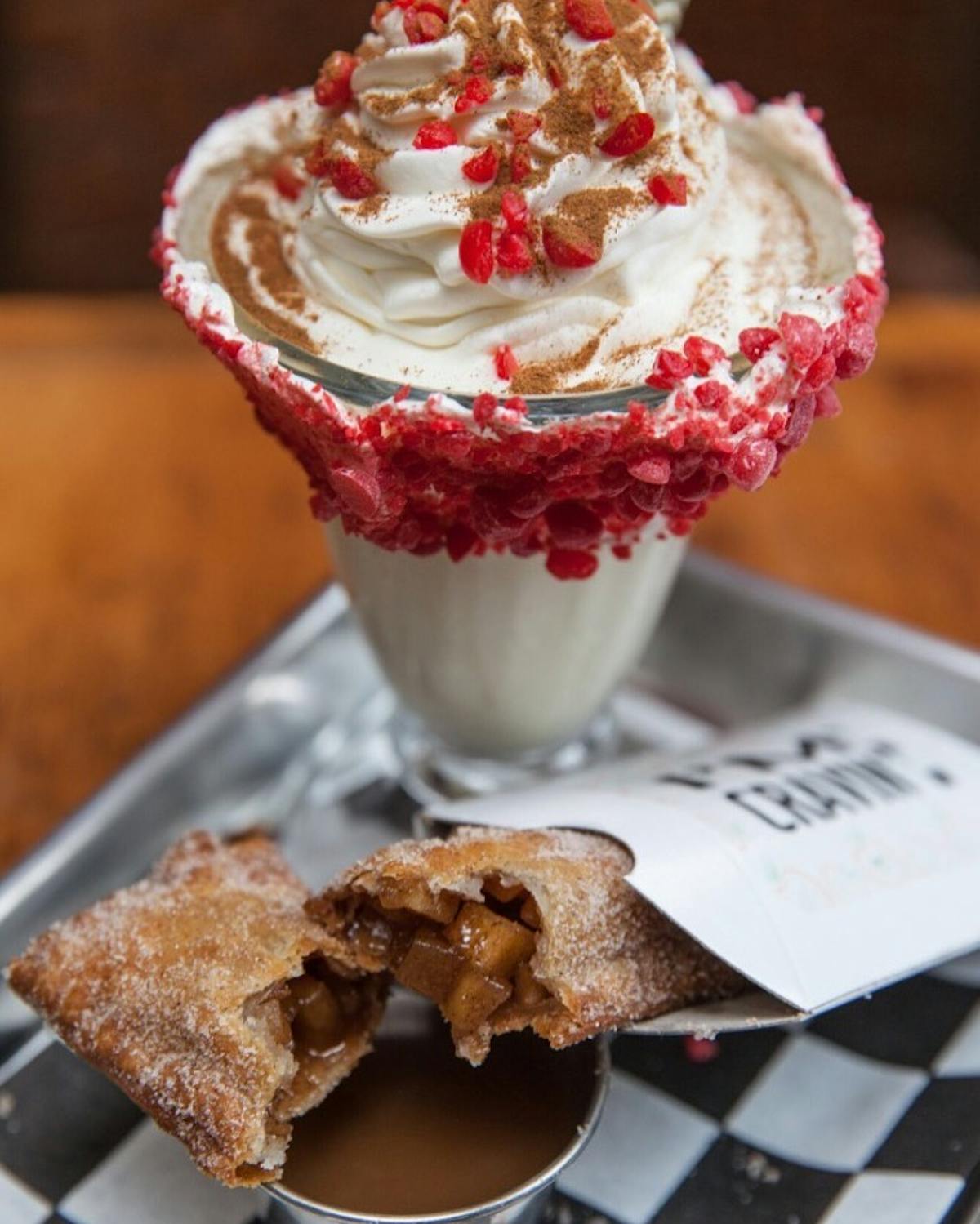 cinnamon milkshake apple pie
