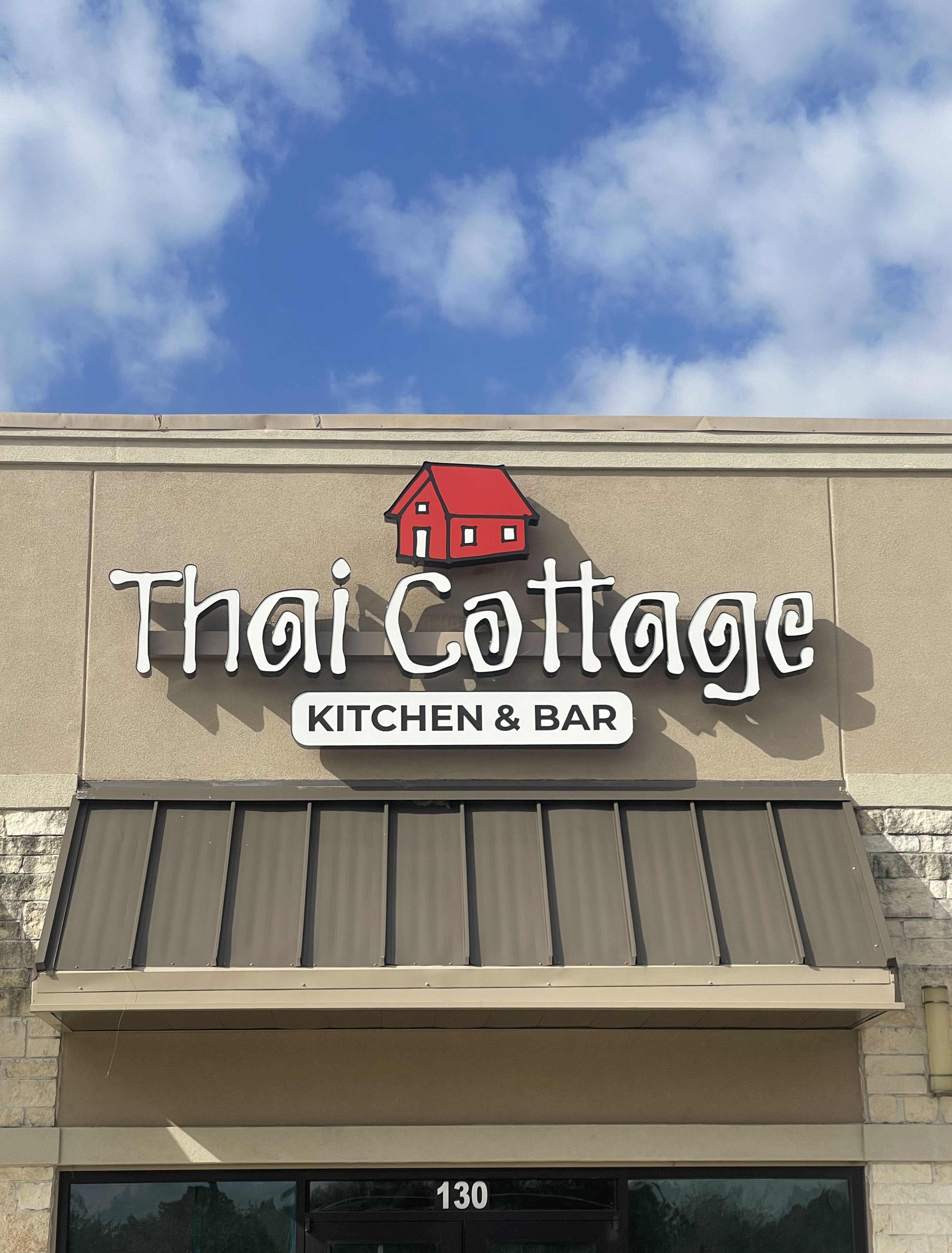 Thai Cottage Pearland front building sign