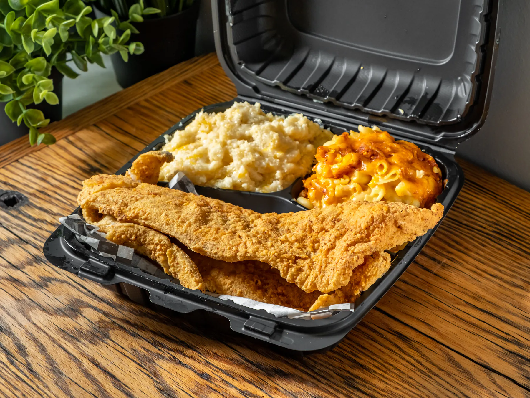 Our Food Aunt Vonda's Kitchen Table Soul Food Restaurant in Newark, DE