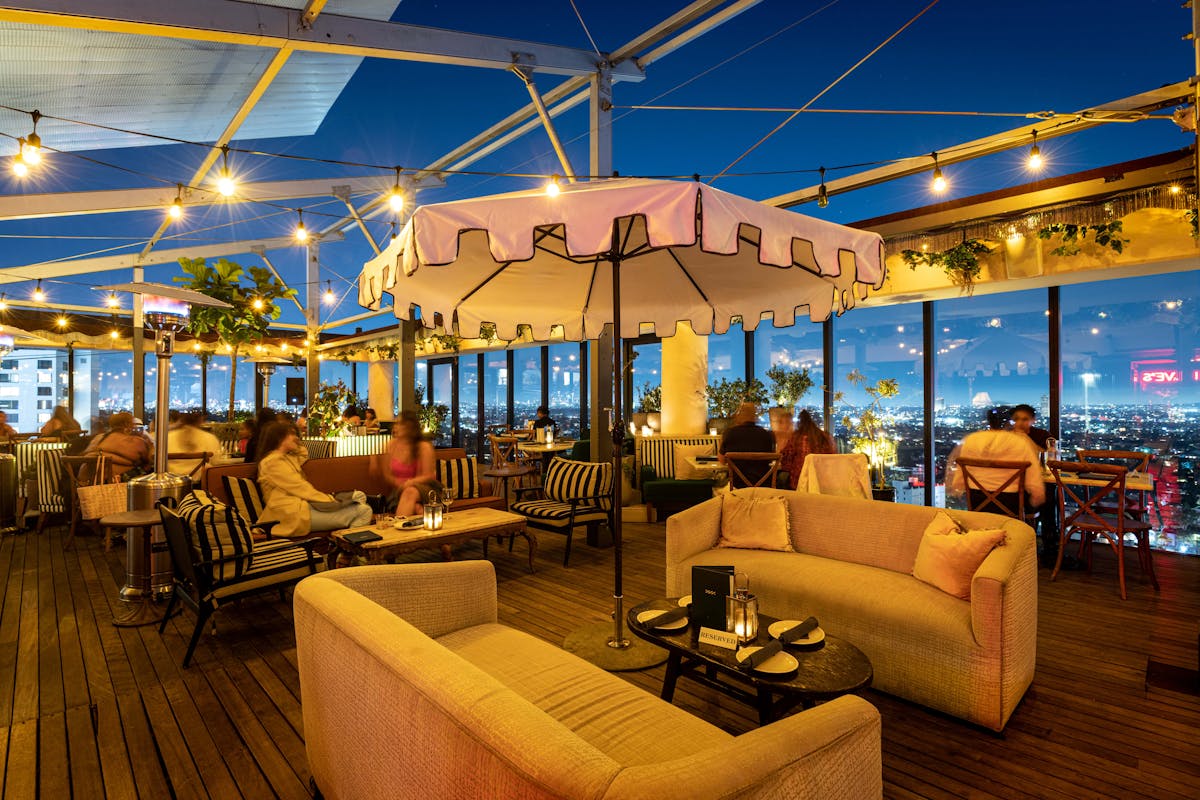 Harriets rooftop at night