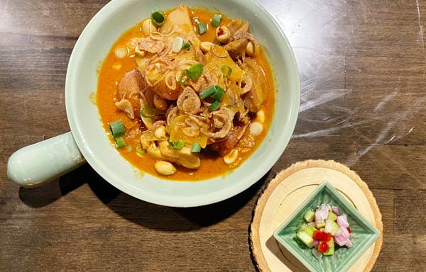 a bowl of food on a plate