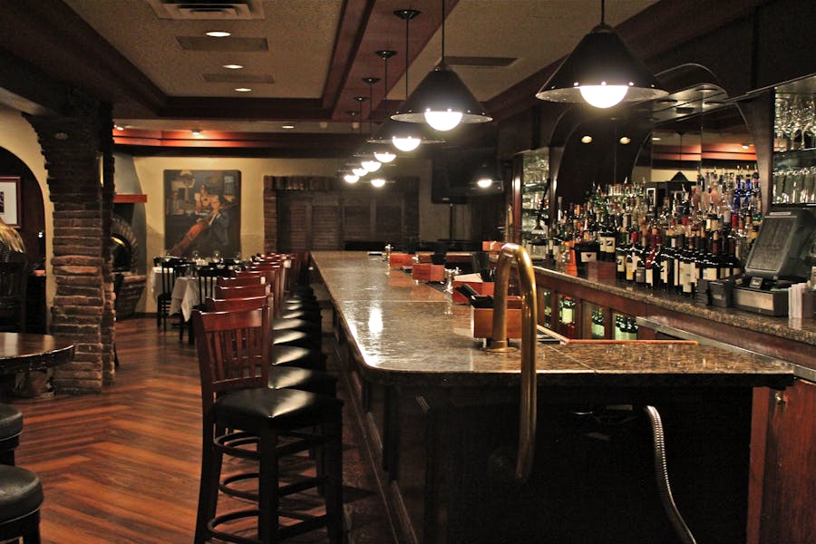 upper-arlington-hours-location-hyde-park-restaurants-steakhouse