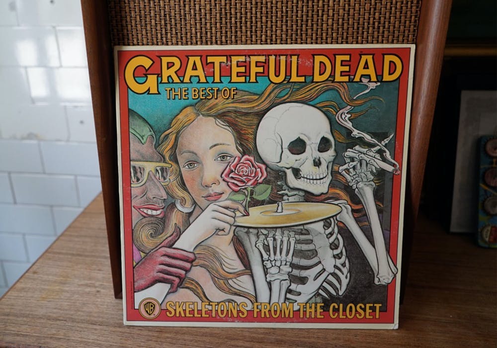 The Grateful Dead Skeletons In The Closet The Best Of Lp Antique Bar Bakery Restaurant In Hoboken Nj The Grateful Dead Skeletons In The Closet The Best Of Lp Antique Bar Bakery Restaurant In Hoboken Nj