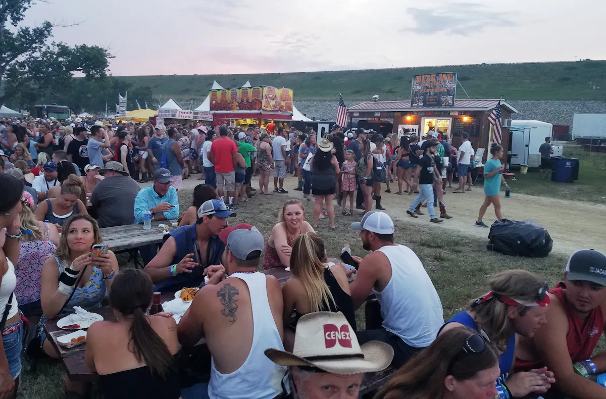 people eating 