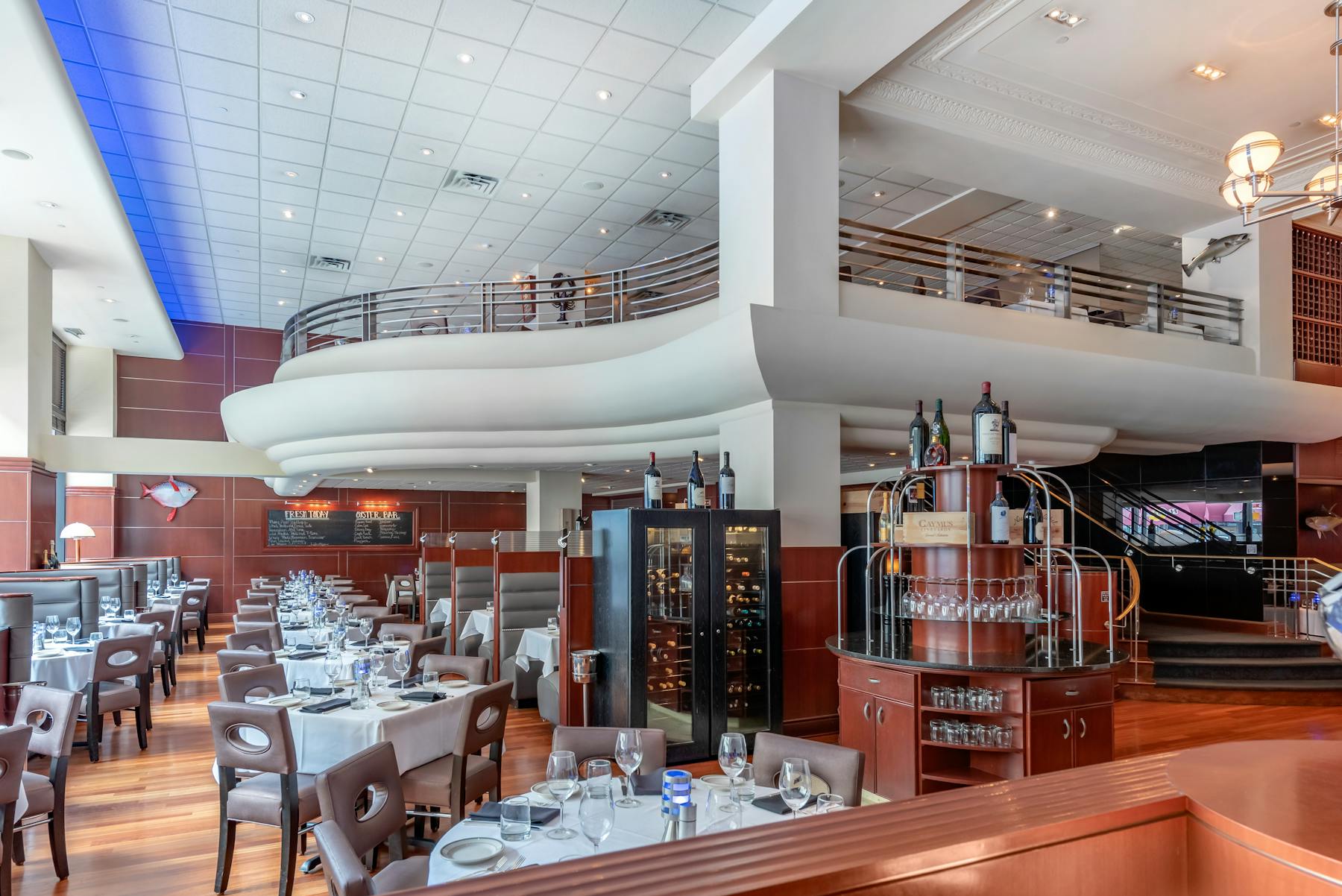 Indianapolis The Oceanaire Fine dining seafood restaurant in the US