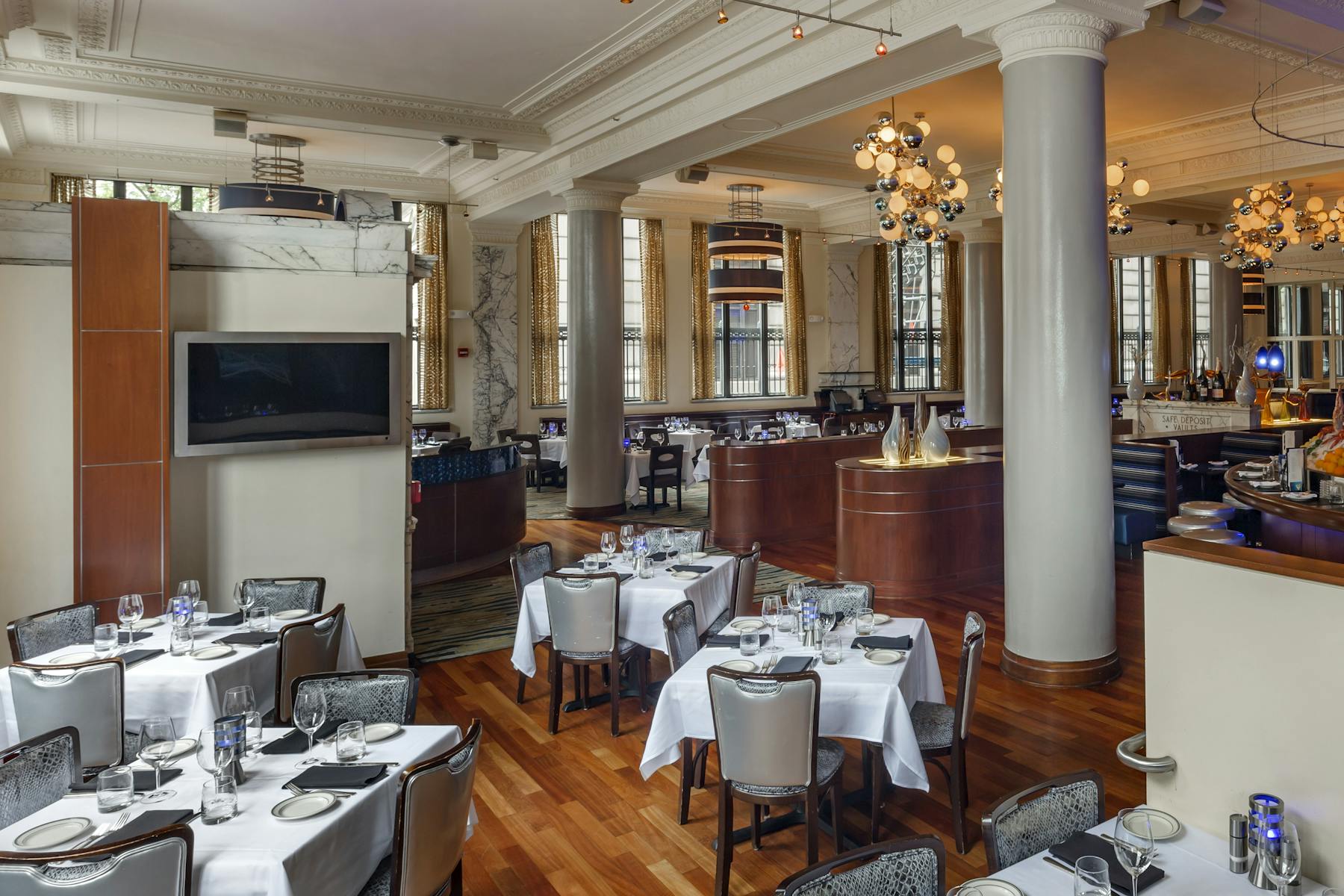 Boston | The Oceanaire | Fine dining seafood restaurant in the US