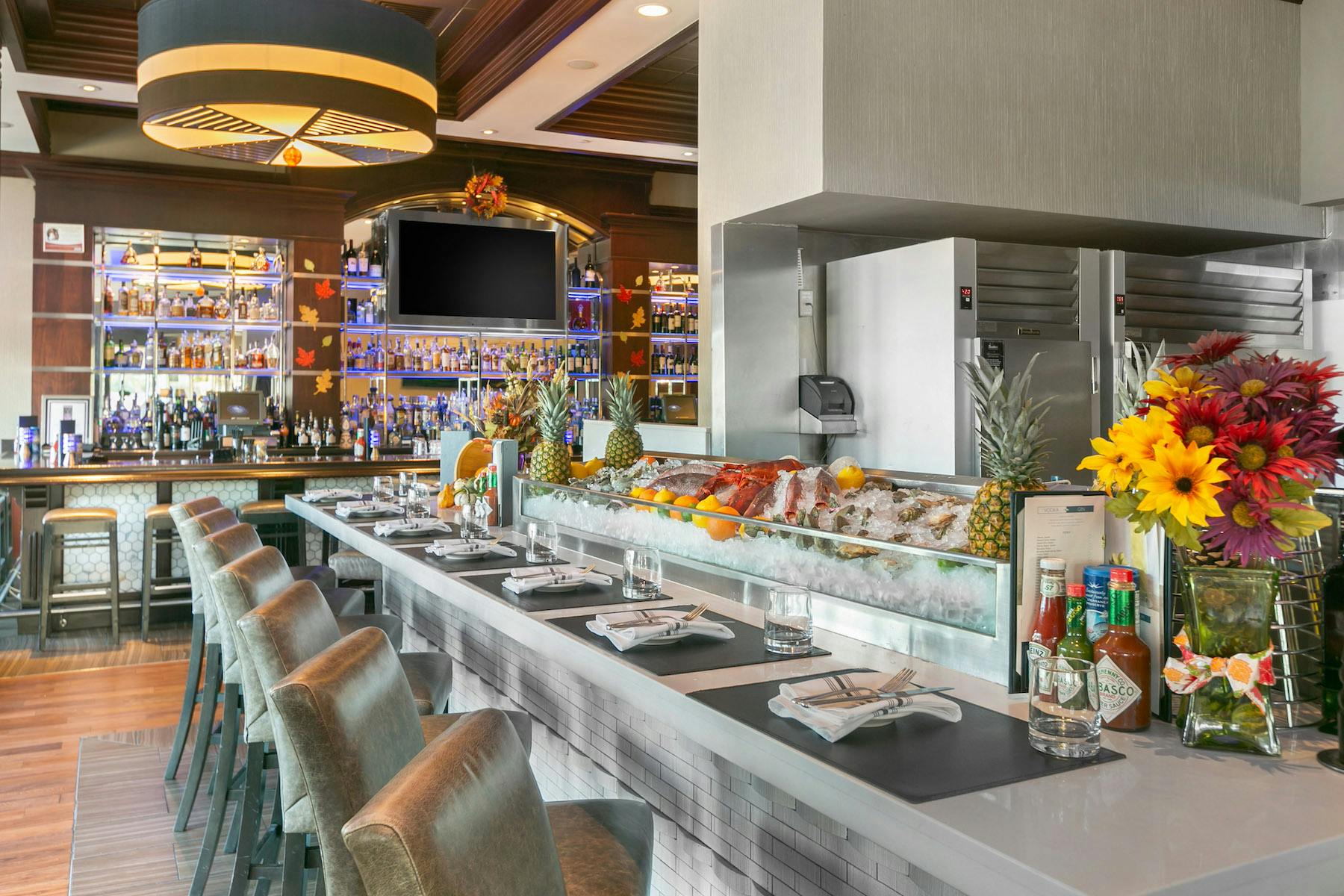 The Shops At Riverside Hackensack Nj Hours Location The Oceanaire Fine Dining Seafood Restaurant In The Us