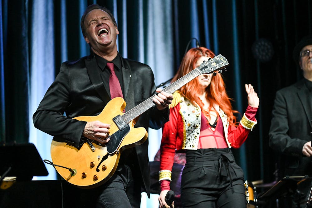 Singer performing live in a Las Vegas speakeasy live music setting