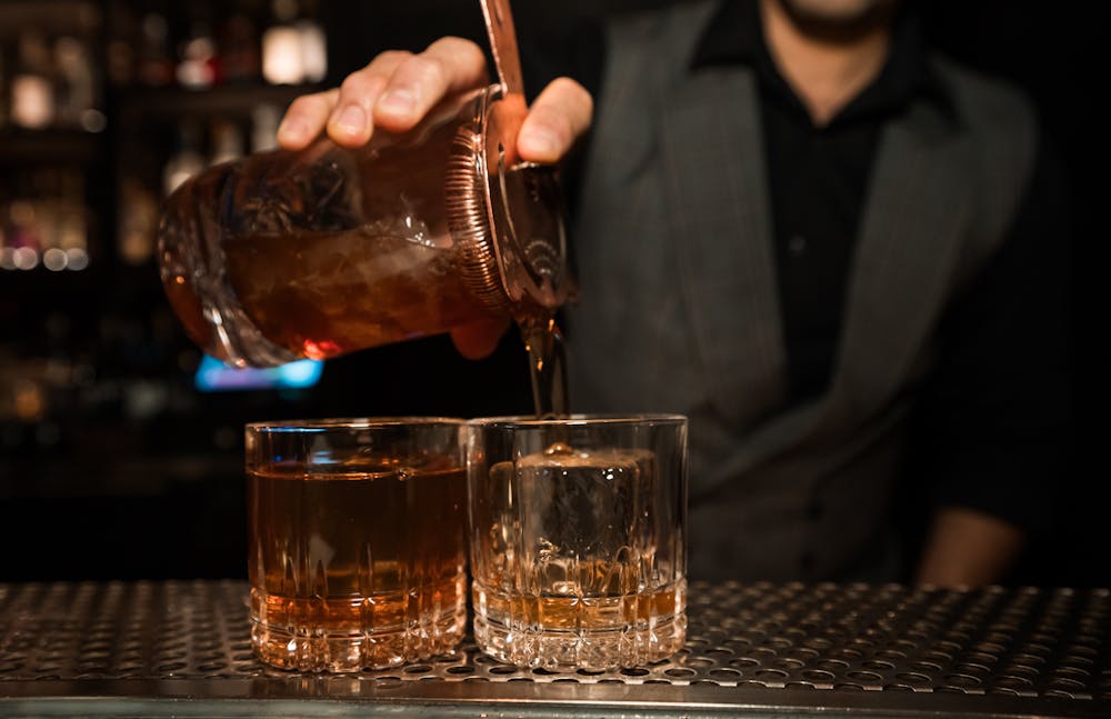 drinks being poured live music las Vegas lounge