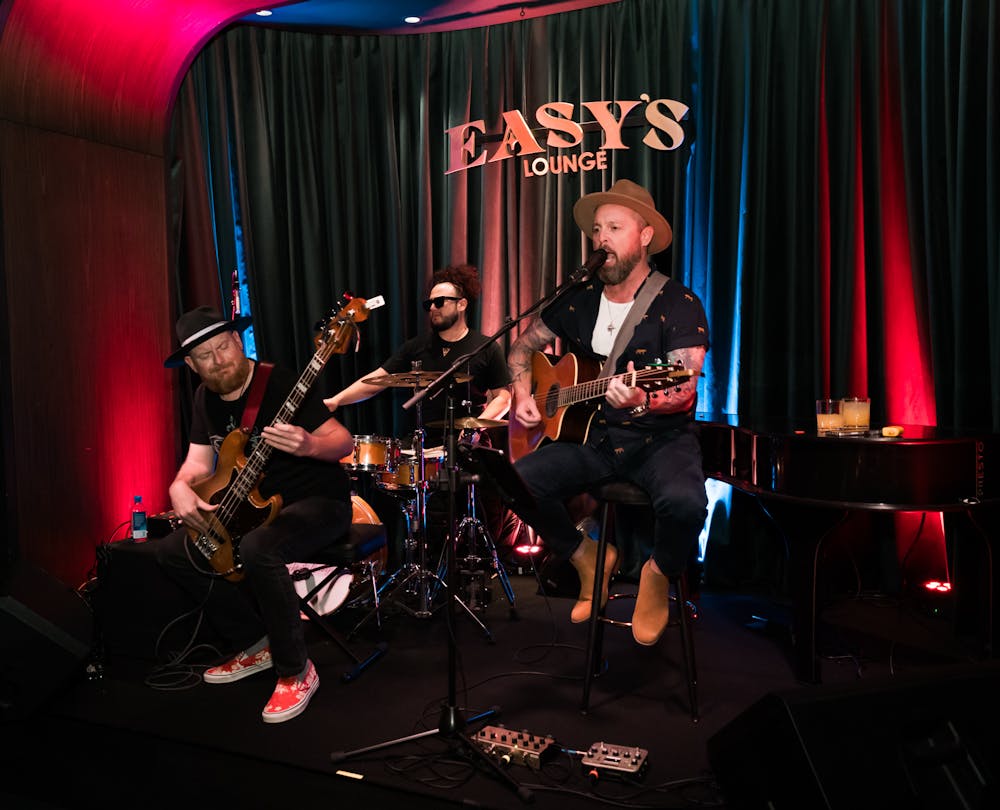 Justin Carder Trio singing at Easys speakeasy Las Vegas live music