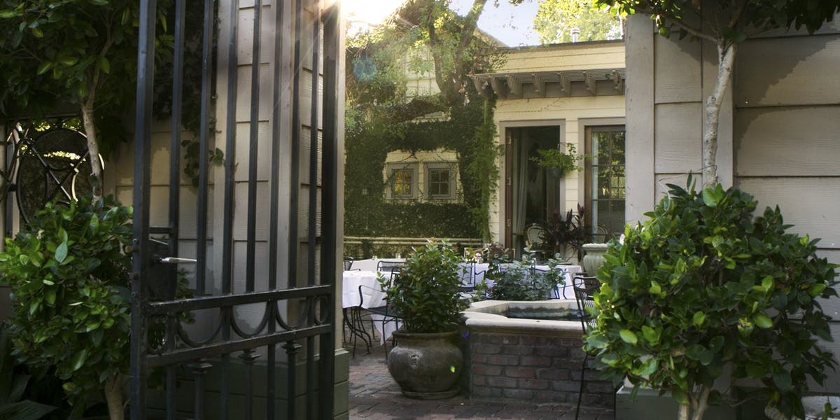 About Backstreet Cafe About Backstreet Cafe, Sean S Kitchen Patio Garden