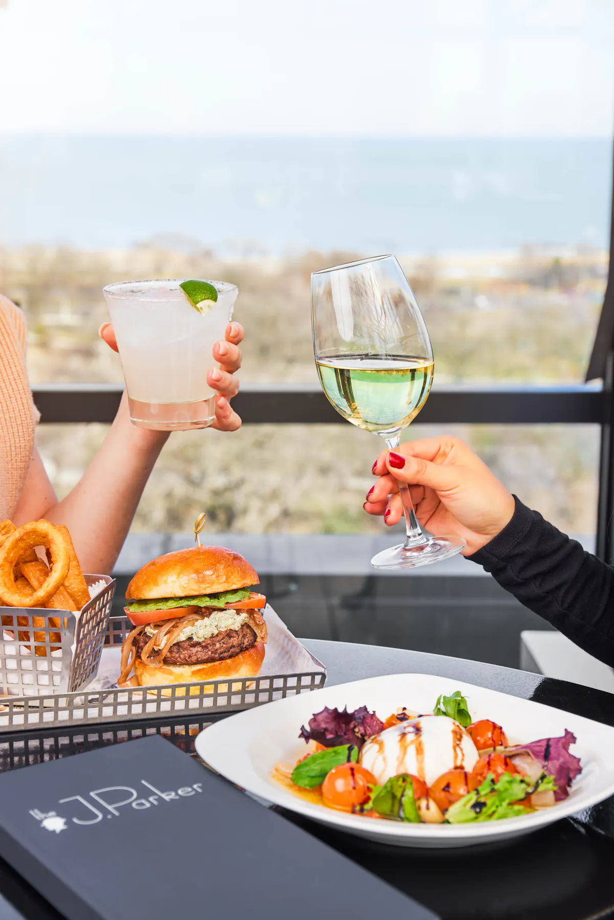 Gallery | The J. Parker | Chicago Restaurant and Bar | Hotel Lincoln