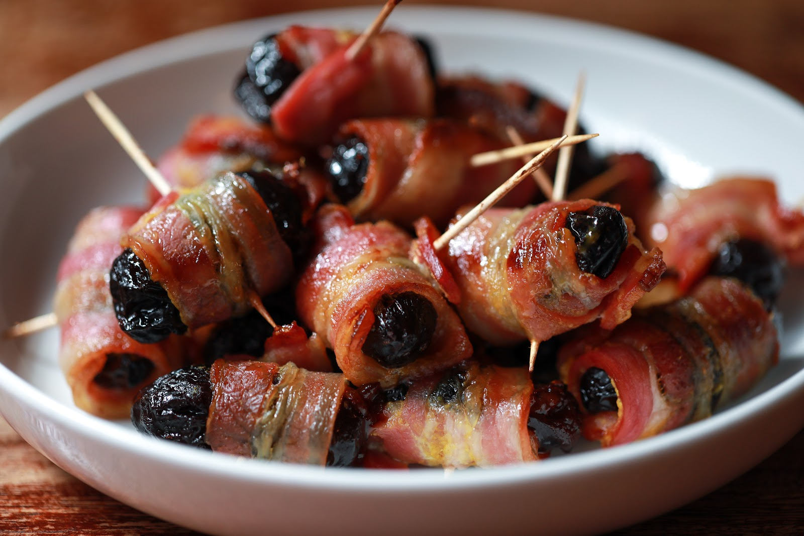 a bowl of food on a plate