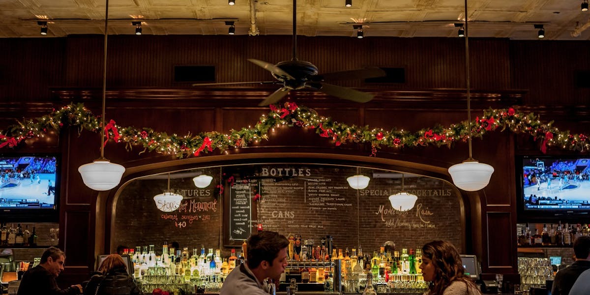 Pub restaurants New Years Eve | Lincoln Tavern and Restaurant