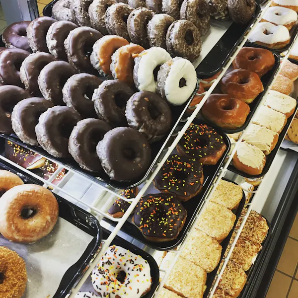 About Hoeckele's Bakery and deli in Perryville, MO