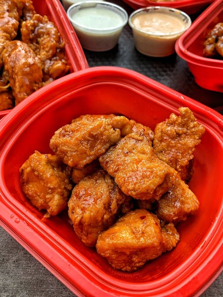 Wing Delivery Restaurant