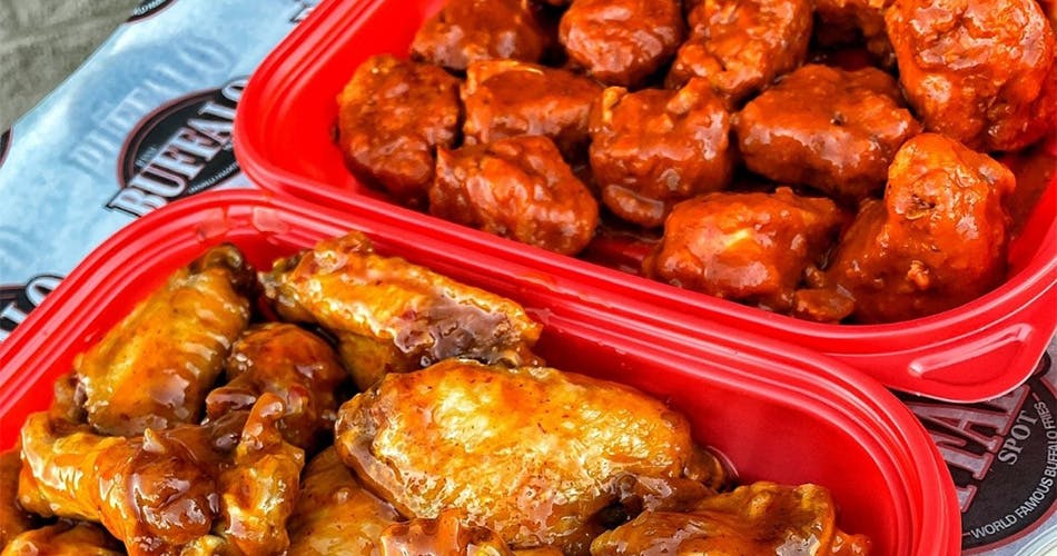 Boneless and Traditional Wings available for chicken catering near Glendora CA.