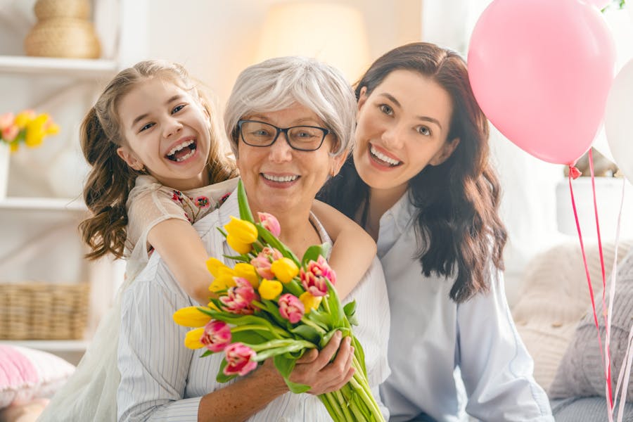 Celebrate Moms, Dads, and Grads! Cutters Crabhouse Seafood Restaurant in Seattle, WA
