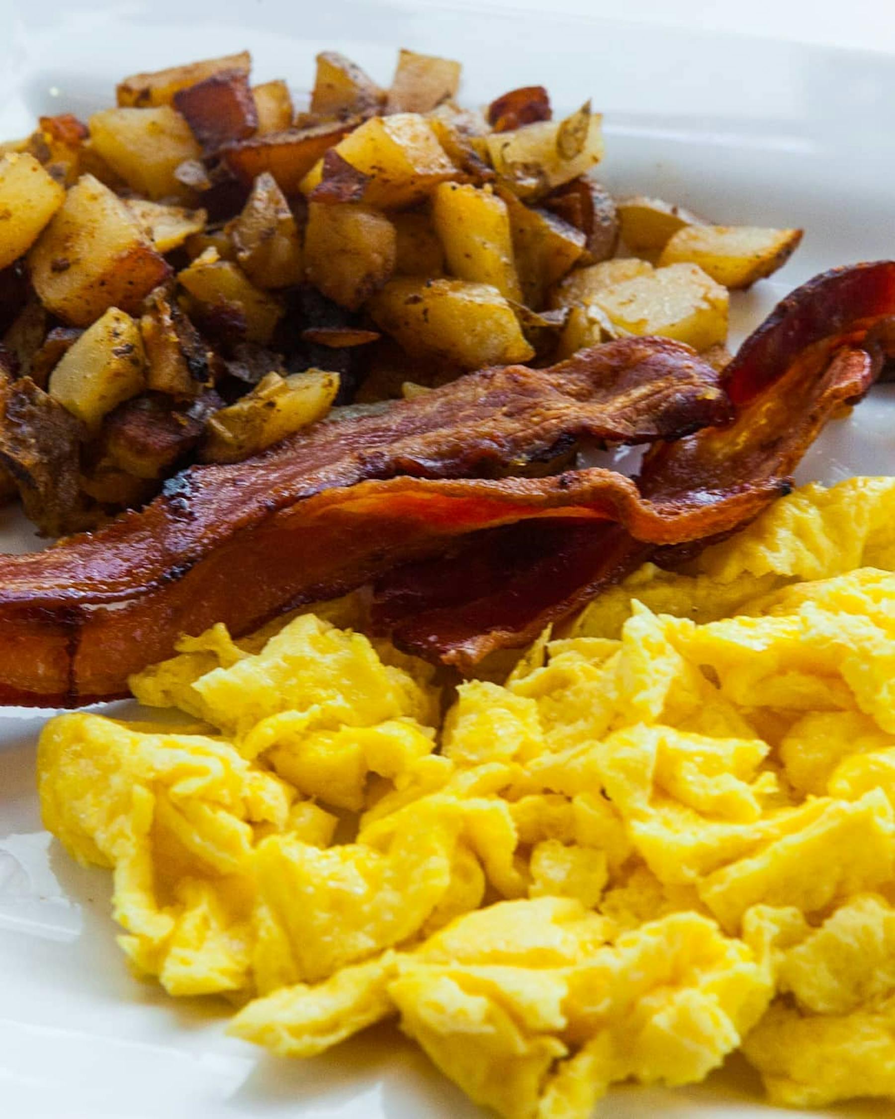 a breakfast platter