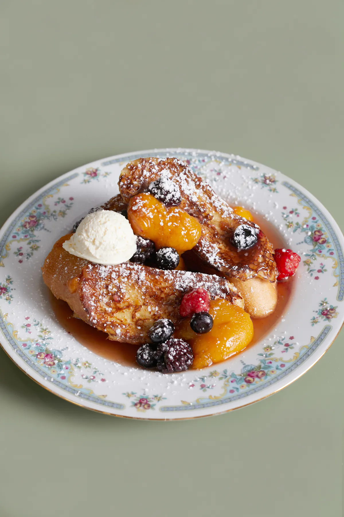 a plate of pancakes