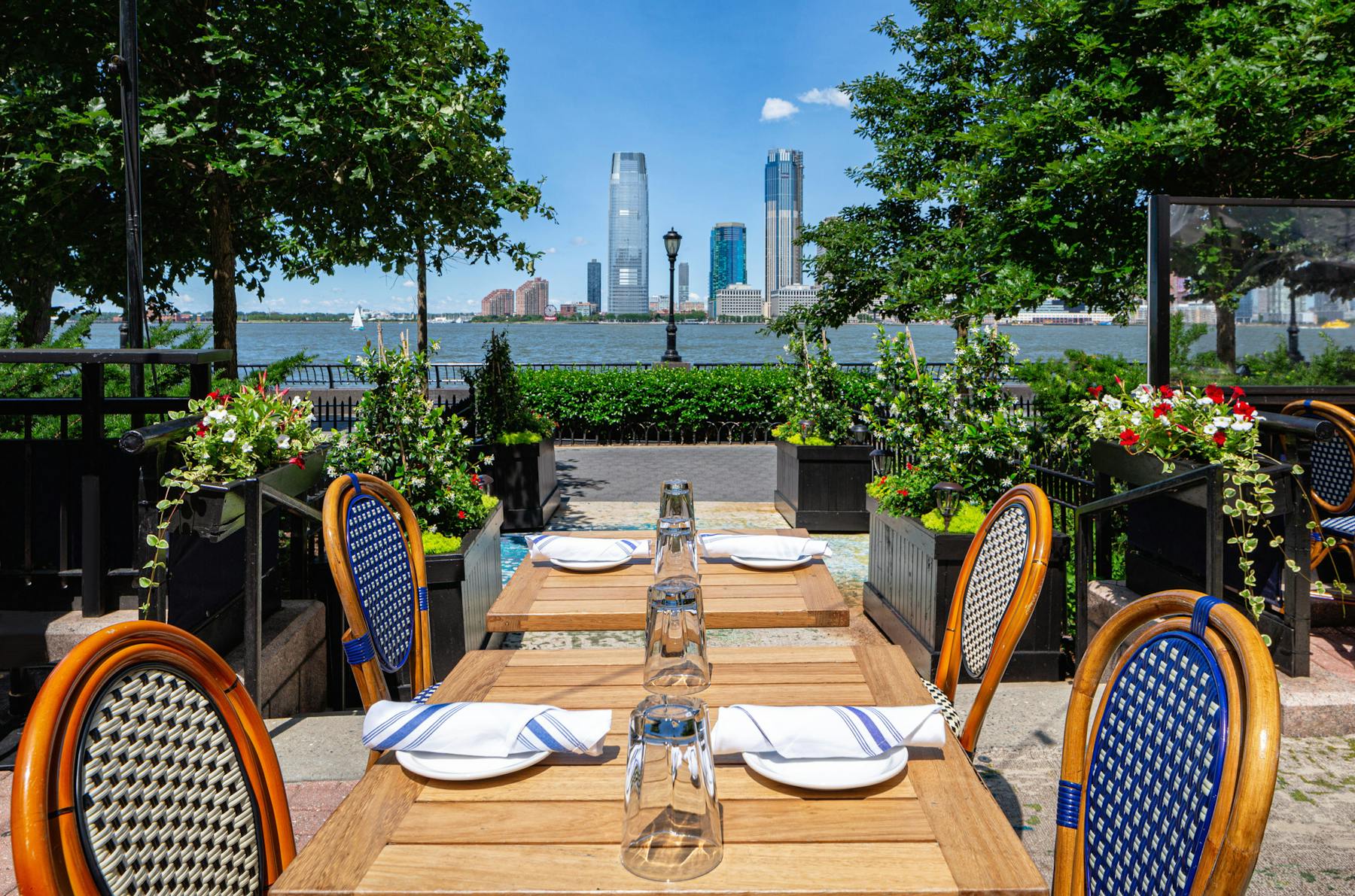 Merchants Riverhouse | Merchants River House | American Bistro in New York City, NY