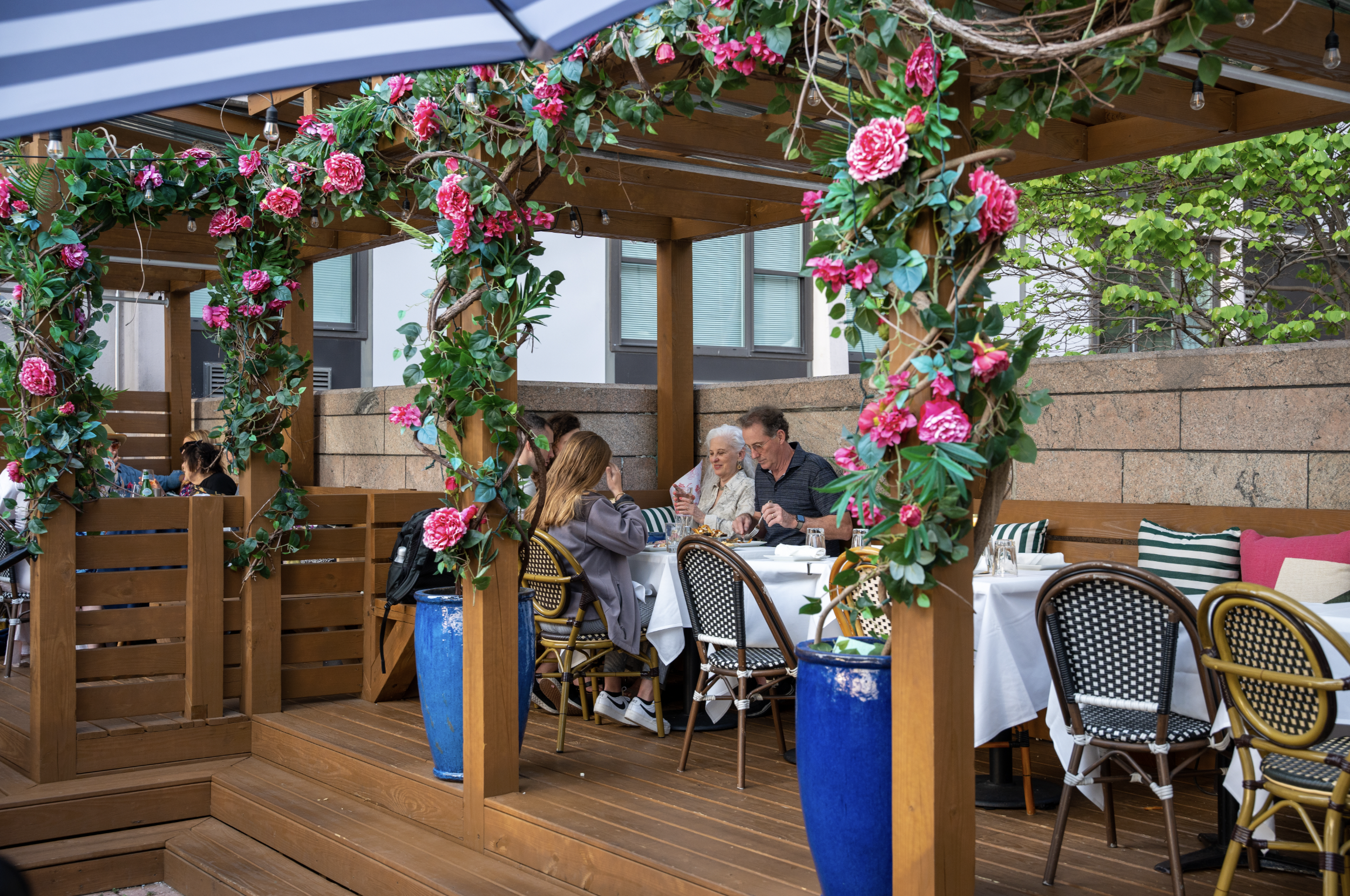 Outdoor dining overlooking the water at Mezze on the River