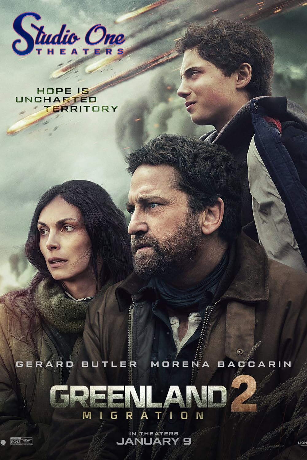 Morena Baccarin et al. taking a selfie